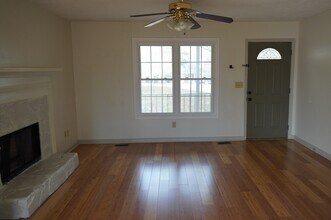 218 John Wesley Dr in Dallas, GA - Building Photo - Building Photo