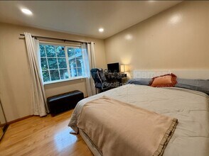 1411 Hillsdale Ave in San Jose, CA - Building Photo - Building Photo