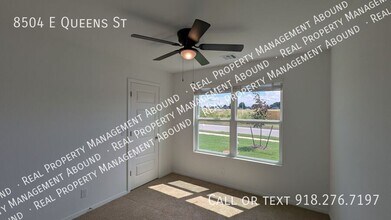 8504 E Queens St in Broken Arrow, OK - Building Photo - Building Photo