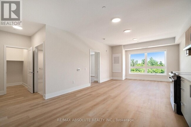 property at 12 Thomas St S