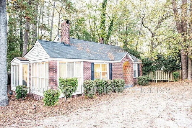 property at 3019 Forest Dr
