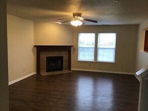 5532 Floating Leaf Dr in Indianapolis, IN - Building Photo - Building Photo