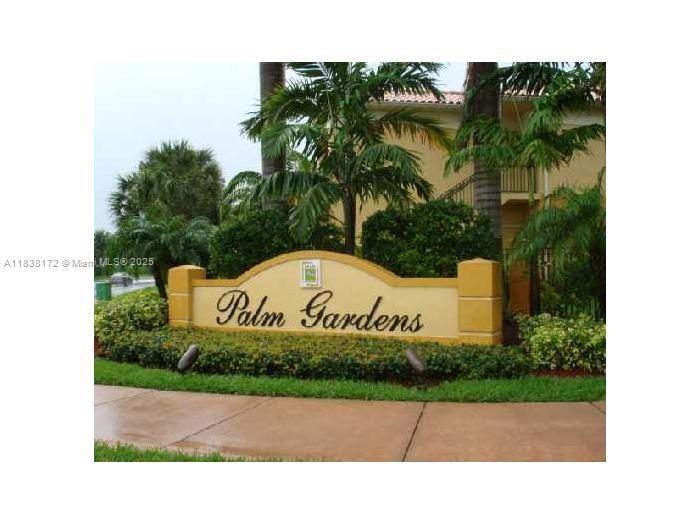 7220 NW 114th Ave in Doral, FL - Building Photo