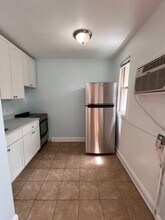 1332 W Hood Ave in Chicago, IL - Building Photo - Building Photo