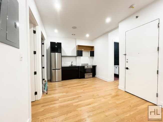 Amazing 4-Bed 3-Bath East Village Apartmen in New York, NY - Building Photo - Building Photo
