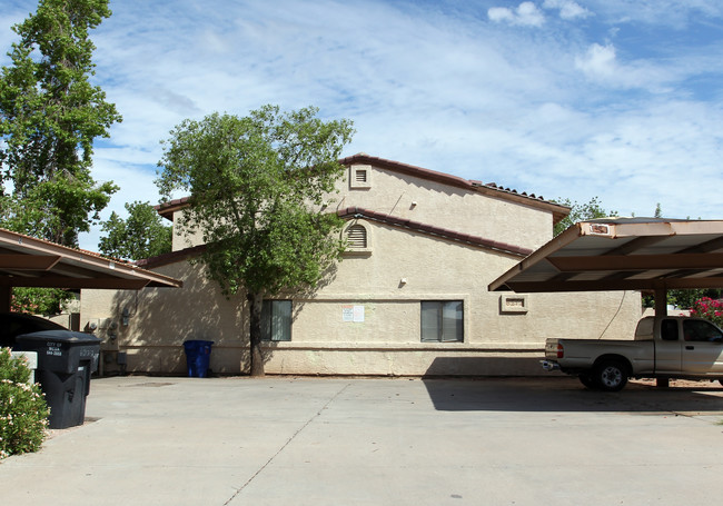 6212 E Greenway in Mesa, AZ - Foto de edificio - Building Photo