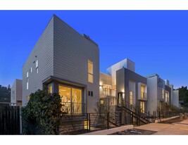 1933 Griffith Park Blvd in Los Angeles, CA - Building Photo