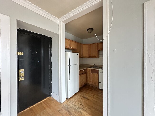 3121 N Hamlin Ave, Unit i3 in Chicago, IL - Building Photo - Building Photo