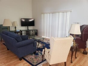 4435 Nottoway Dr in Leesburg, FL - Foto de edificio - Building Photo