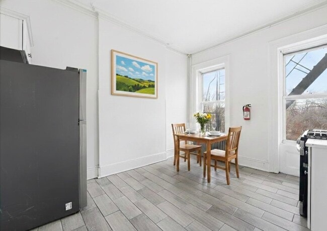 289 Forrest St in Jersey City, NJ - Building Photo - Building Photo