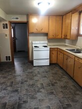 1210 N 19th St in Bismarck, ND - Building Photo - Building Photo