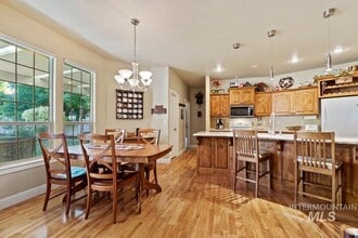 2262 W Windchime Dr in Meridian, ID - Building Photo - Building Photo