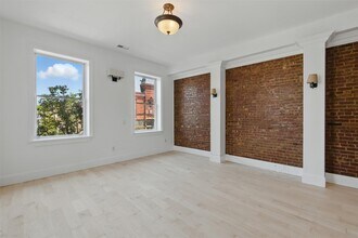4 John St in Tarrytown, NY - Building Photo - Building Photo