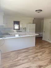 2539 N Belfast Ave in Augusta, ME - Building Photo - Building Photo