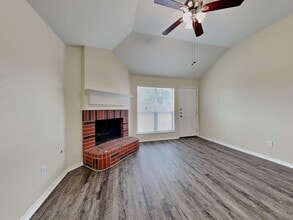 6002 Lone Prairie Way in Katy, TX - Building Photo - Building Photo
