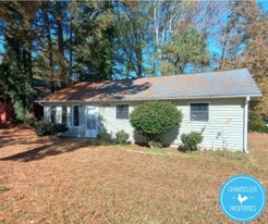 821 Belvin Ave in Durham, NC - Building Photo