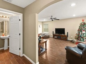 664 Sunny Stroll Dr in Middleburg, FL - Building Photo - Building Photo