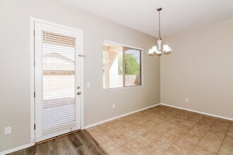 6498 W Castle Pines Way in Tucson, AZ - Building Photo - Building Photo