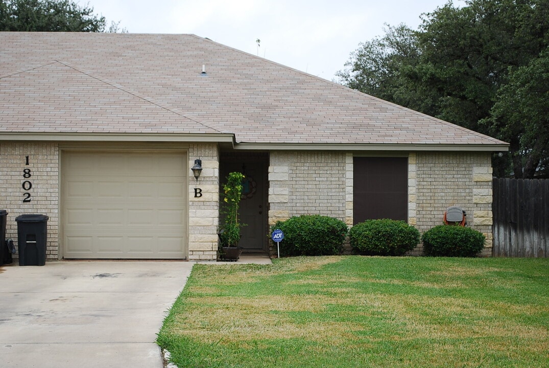 1802 Yuron in Harker Heights, TX - Building Photo