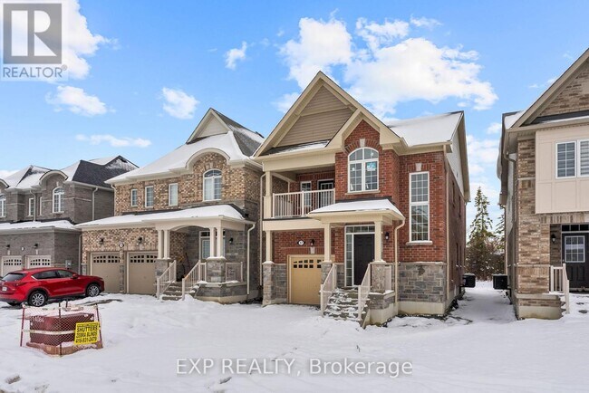 17 Jeanne Pynn Ave in Georgina, ON - Building Photo - Building Photo