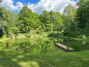 41 Redmond Way in Stanfordville, NY - Building Photo - Building Photo
