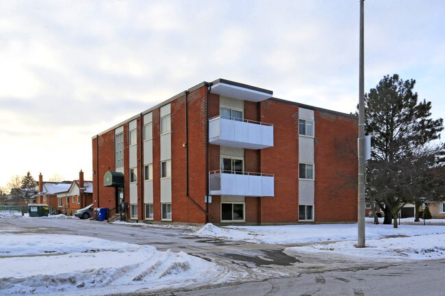 144 Lorraine Ave in Kitchener, ON - Building Photo - Building Photo