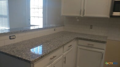 3435 Rob Roy St in Seguin, TX - Building Photo - Building Photo