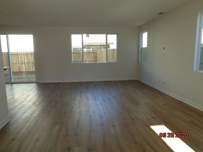 519 Datura Dr in Vacaville, CA - Building Photo - Building Photo