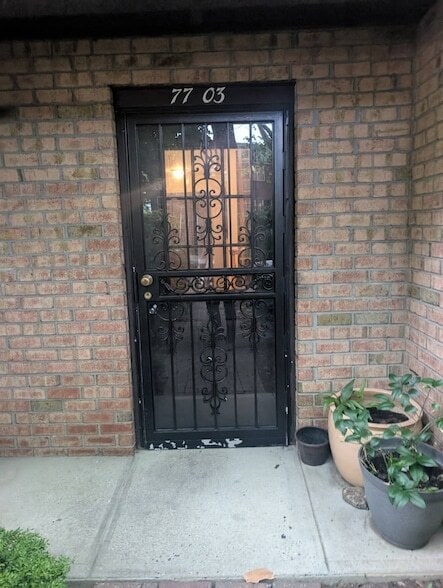 77-03 24th Ave in Queens, NY - Building Photo - Building Photo