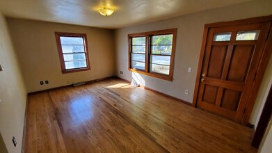 1414 43rd St in Moline, IL - Building Photo - Building Photo