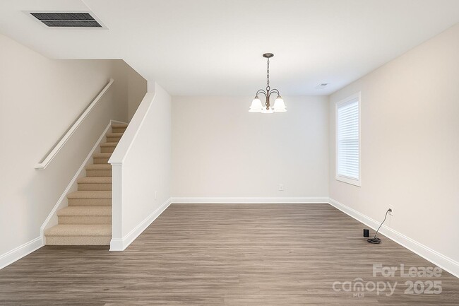 3024 Seymour Dr in Charlotte, NC - Building Photo - Building Photo