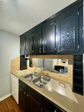 4524 Holly St in Kansas City, MO - Building Photo - Building Photo