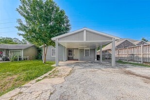 1114 Cresline St in Houston, TX - Building Photo