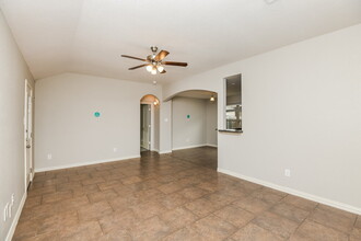 7612 Hollow Point Dr in Fort Worth, TX - Building Photo - Building Photo