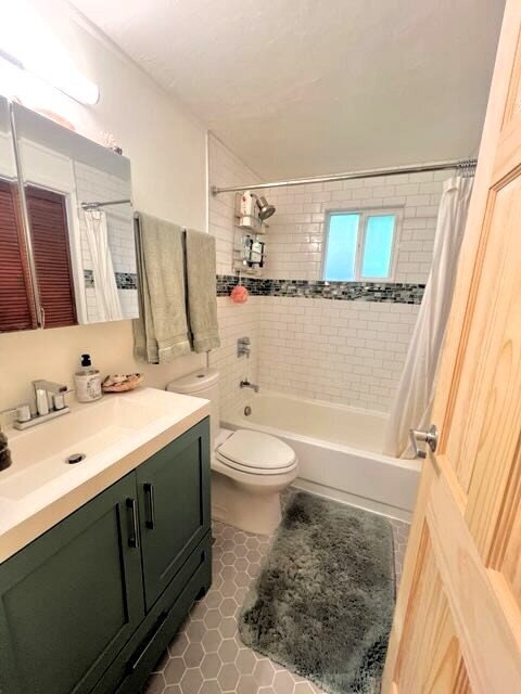 412 Manzanita Rd in Boulder Creek, CA - Building Photo - Building Photo