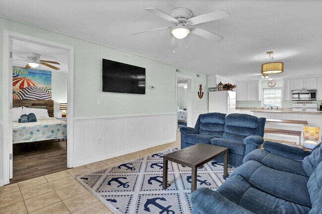 237 Sea Shore Dr in North Topsail Beach, NC - Building Photo - Building Photo