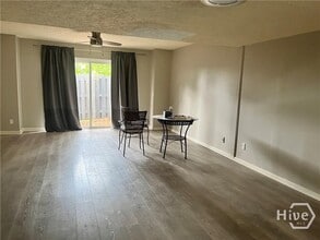 46 Knollwood Cir in Savannah, GA - Building Photo - Building Photo