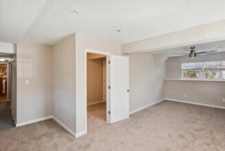 12828 Dunkirk Dr in Upper Marlboro, MD - Foto de edificio - Building Photo