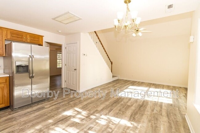 property at 1004 Roselawn Dr