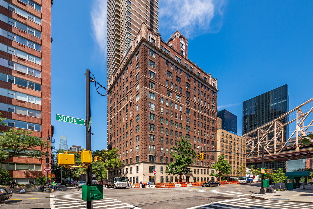 30 Sutton Pl in New York, NY - Foto de edificio