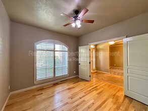 2253 W los Flores Dr in Meridian, ID - Building Photo - Building Photo
