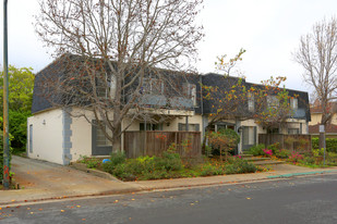 2712 Flores St Apartments