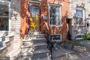 2224 Bank St in Baltimore, MD - Building Photo