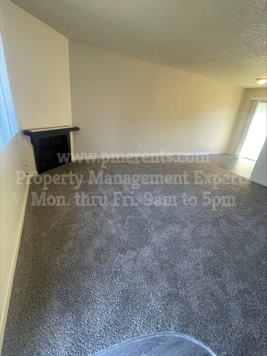 3904 Plymouth Rd in Stockton, CA - Building Photo