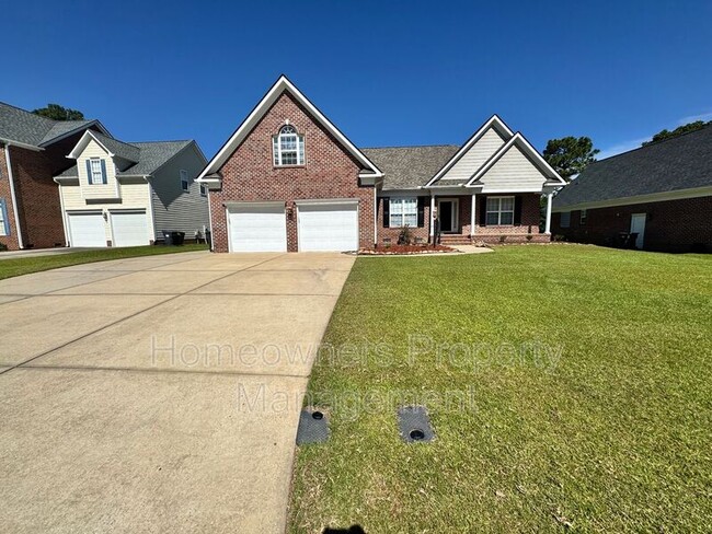property at 3537 Maccumber Ct