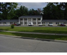 Autumn Woods Apartments in Fort Wayne, IN - Building Photo - Building Photo