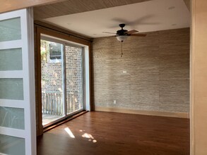 1102 N Wolcott Ave in Chicago, IL - Building Photo - Building Photo