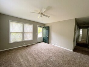 4305 Barry St NW in Huntsville, AL - Building Photo - Building Photo