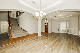 301 Cold Water Dr in Desoto, TX - Building Photo - Building Photo