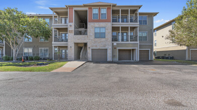 Reserve at Saratoga in Corpus Christi, TX - Building Photo - Building Photo